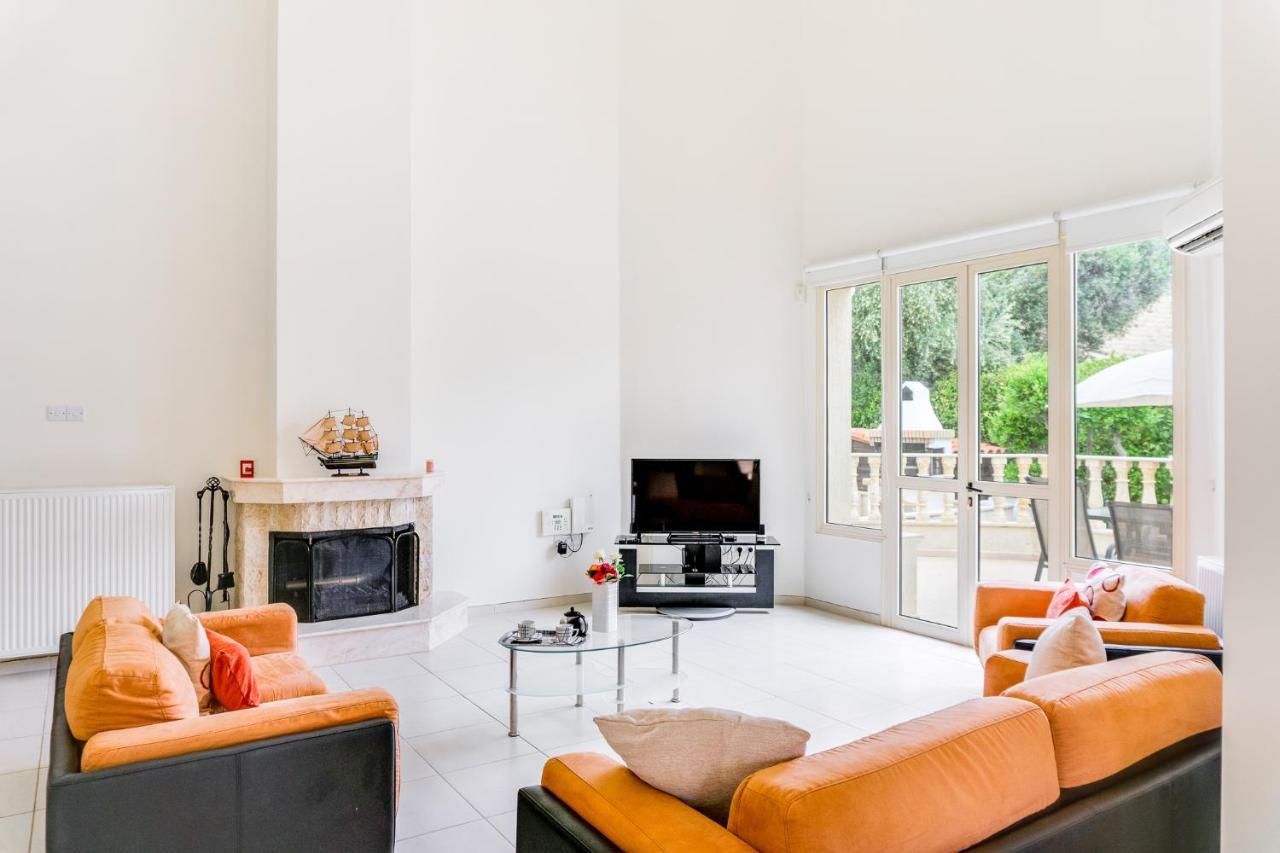 Villa Deja Blue By Ezoria Villas Coral Bay Ngoại thất bức ảnh