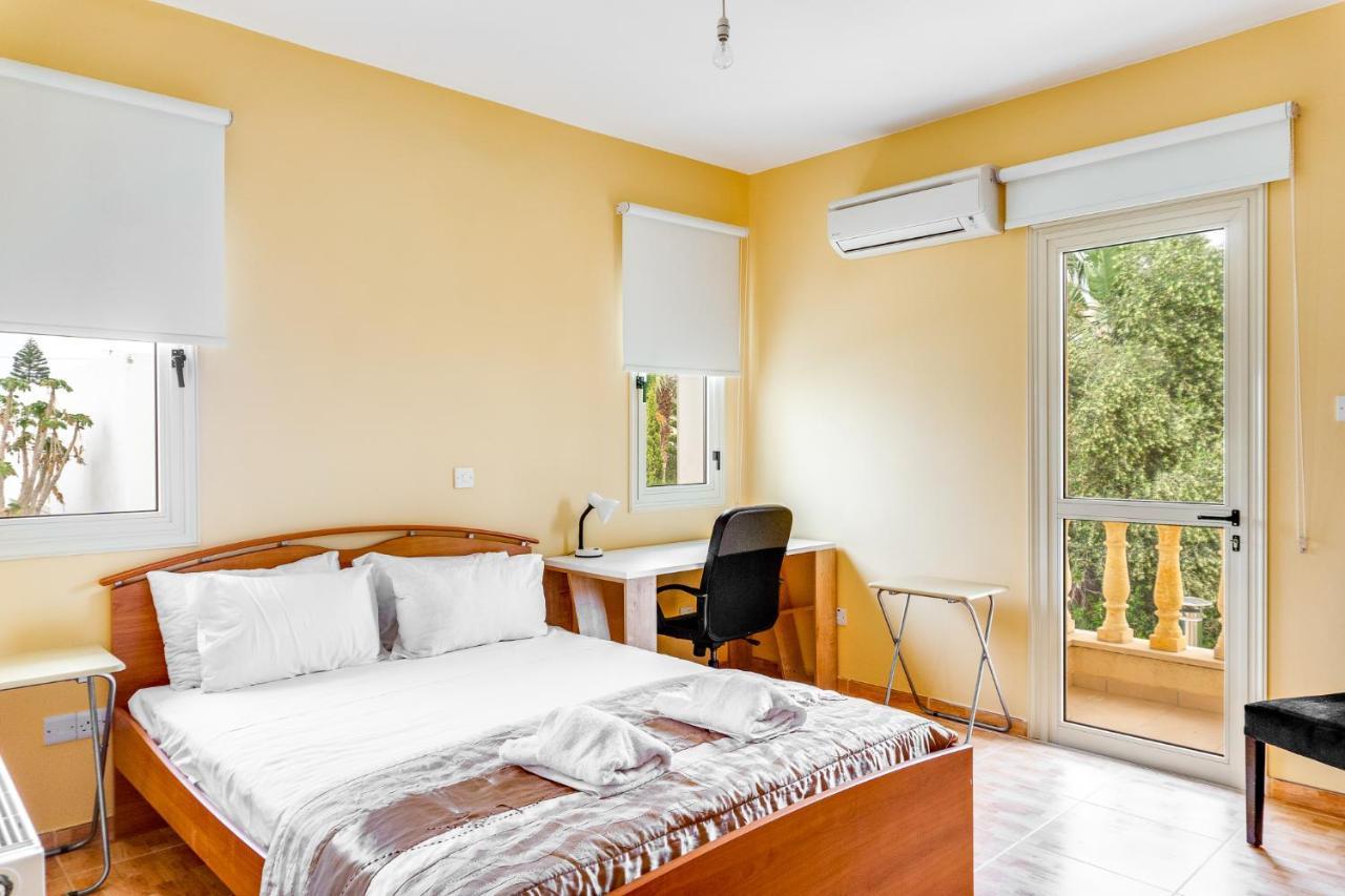 Villa Deja Blue By Ezoria Villas Coral Bay Ngoại thất bức ảnh
