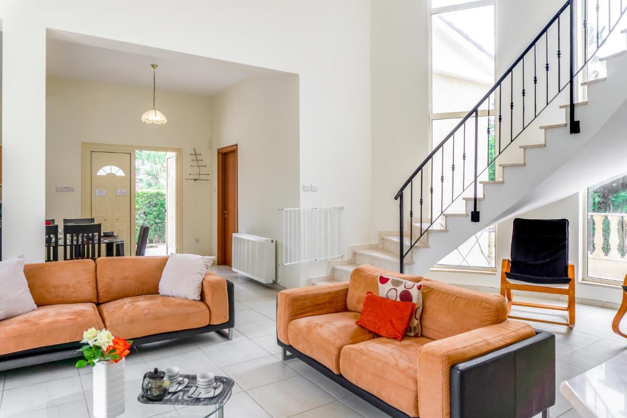 Villa Deja Blue By Ezoria Villas Coral Bay Ngoại thất bức ảnh