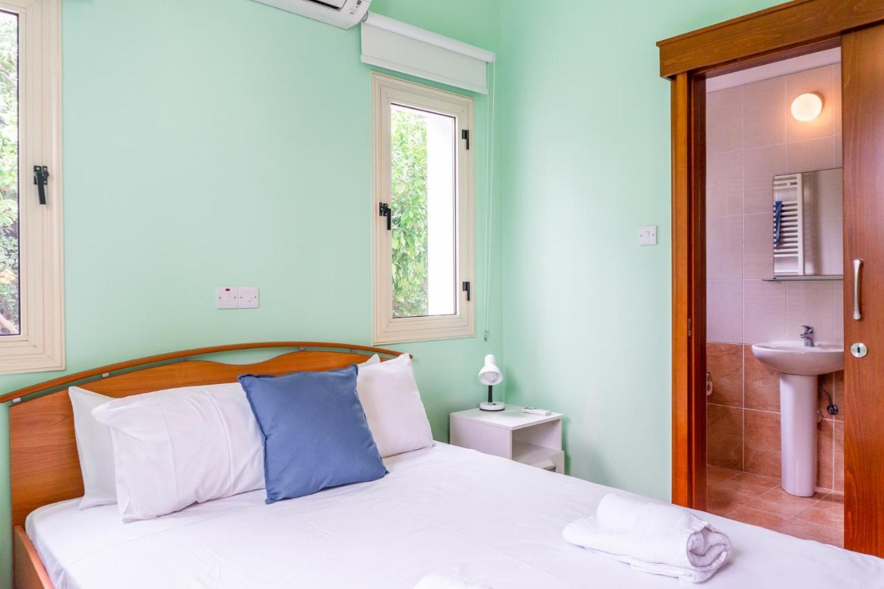 Villa Deja Blue By Ezoria Villas Coral Bay Ngoại thất bức ảnh